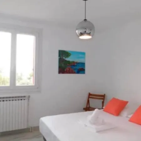 Spacious T3 In St-raphael Saint-Raphael (Var)