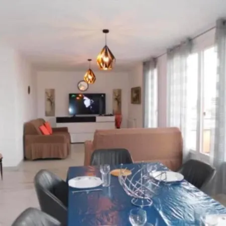 公寓 Superbe T3 Lumineux Avec Parking, Proche Centre Et Plage, 15 A 20 Min A Pied