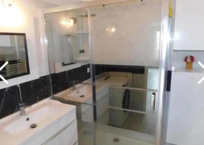 Spacious T3 In St-raphael